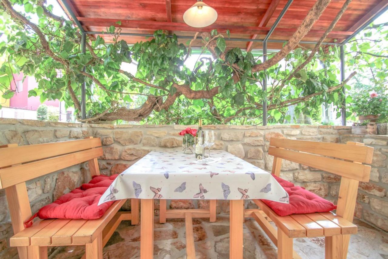 Carla Guest House Novigrad Istria Kültér fotó
