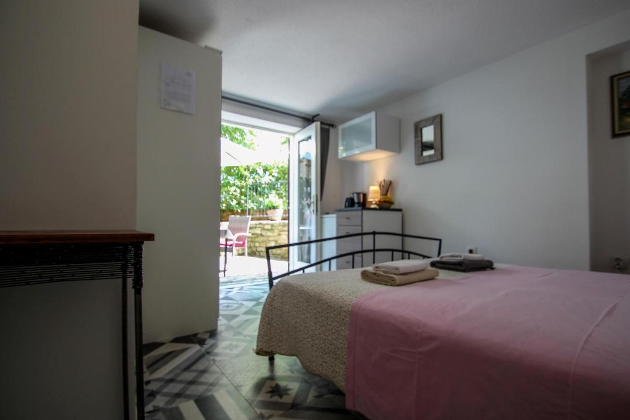 Carla Guest House Novigrad Istria Kültér fotó